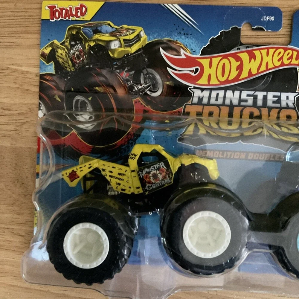 Mattel Hot Wheels‎ Monster Trucks Demolition Doubles, Totaled And Crate Danger